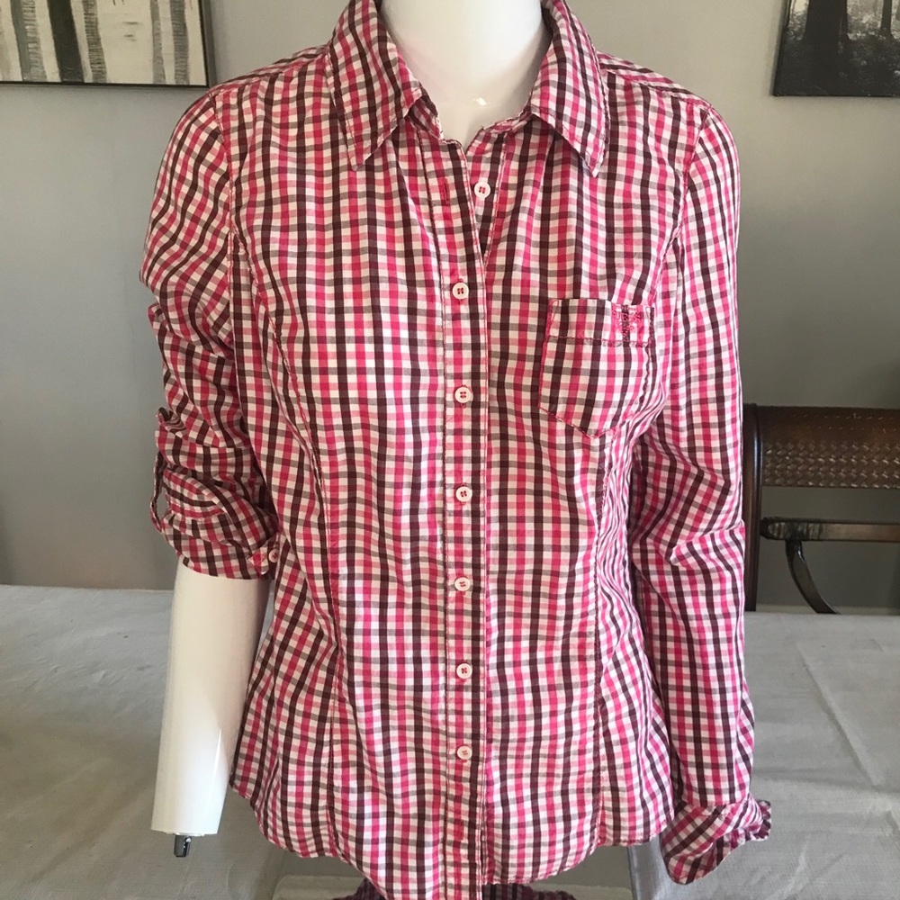 Guess button down shirt